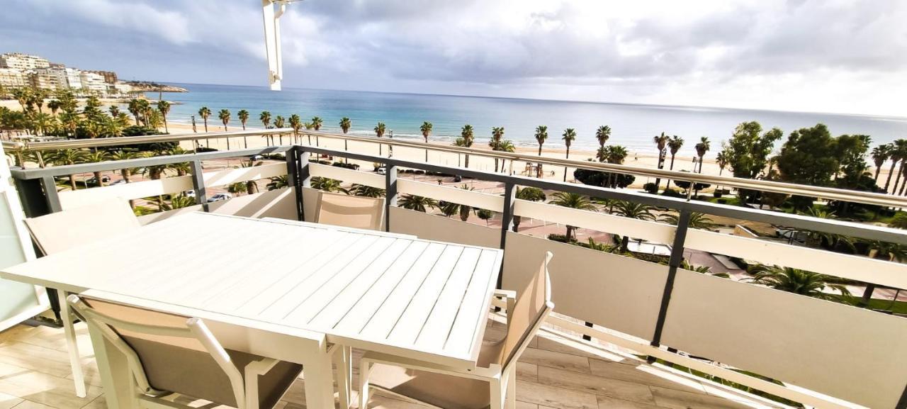 סאלו Fantastic Sea View On The Beach מראה חיצוני תמונה